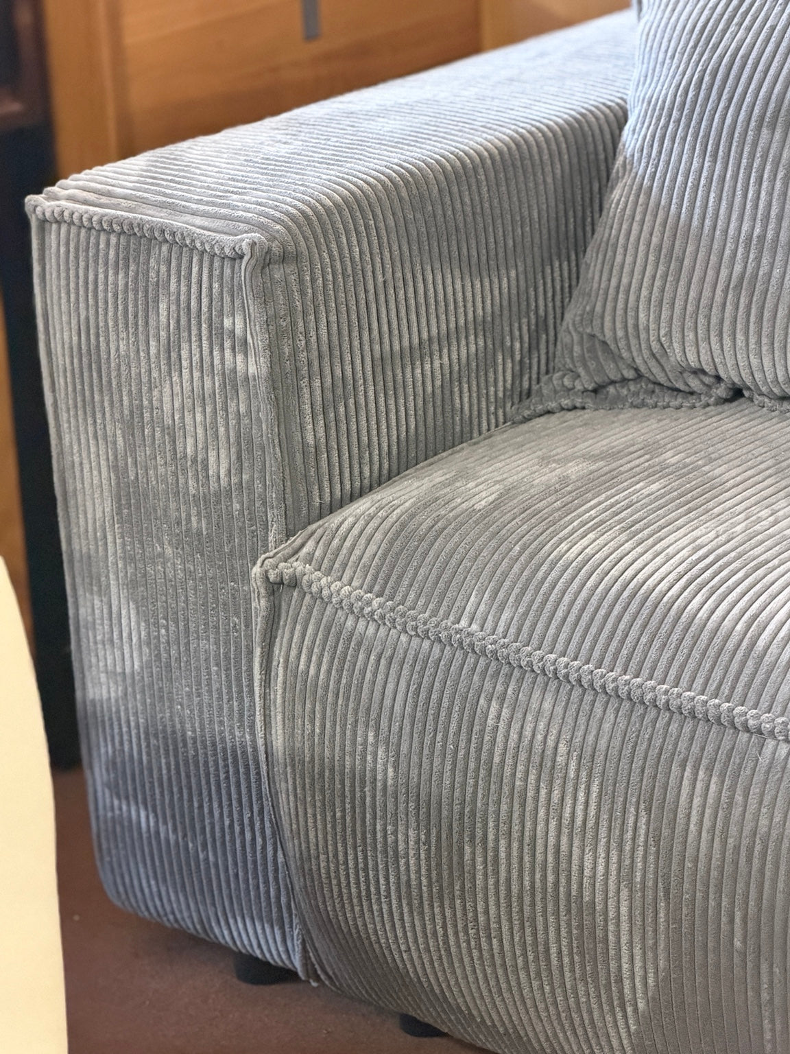 Moderne Eckgarnitur mit Bettfunktion / Schlafsofa – Cord Grau