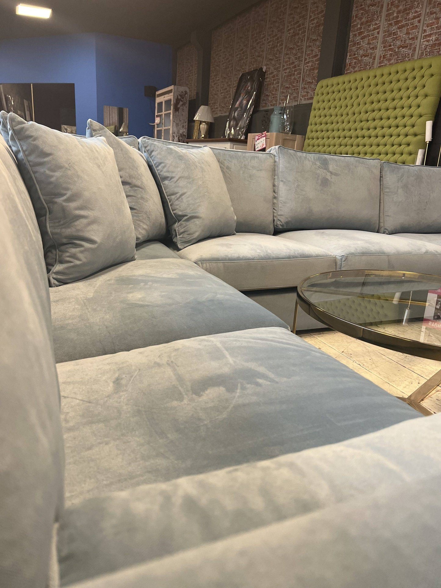 Eckcouch mit Ottomane - Einzelanfertigung