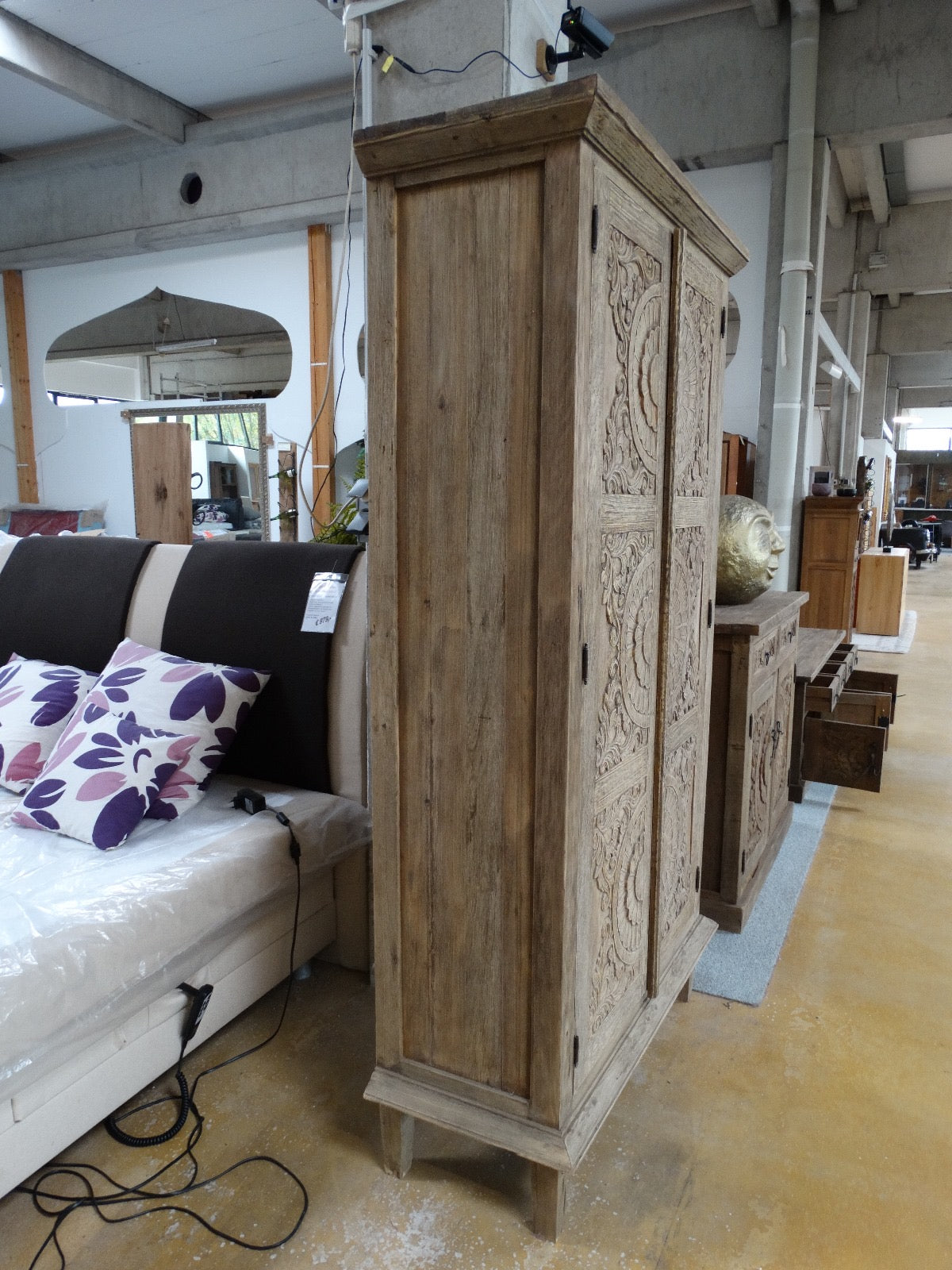 Teakholz Schrank