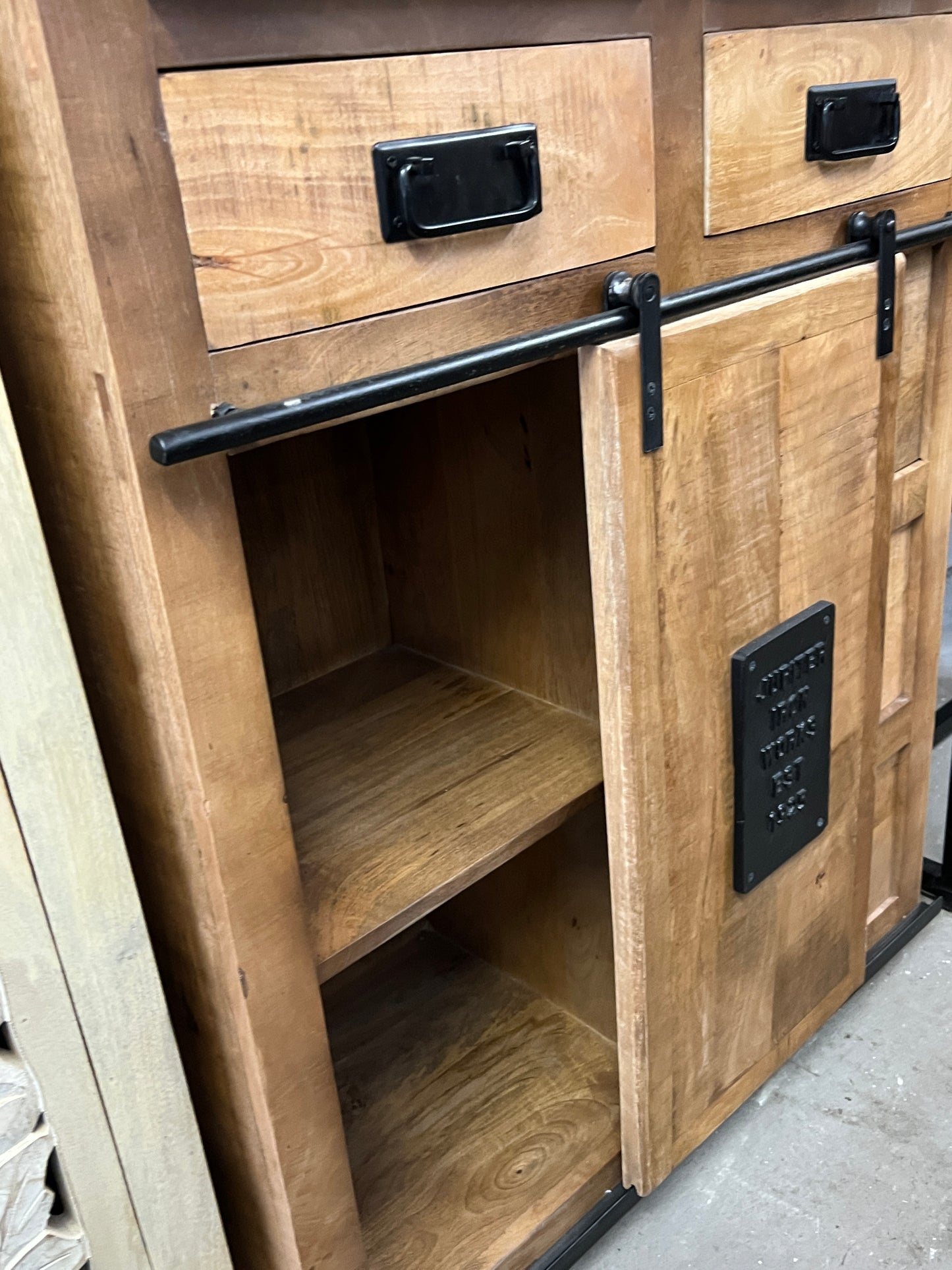 SIT Möbel Schrank Loft Stil