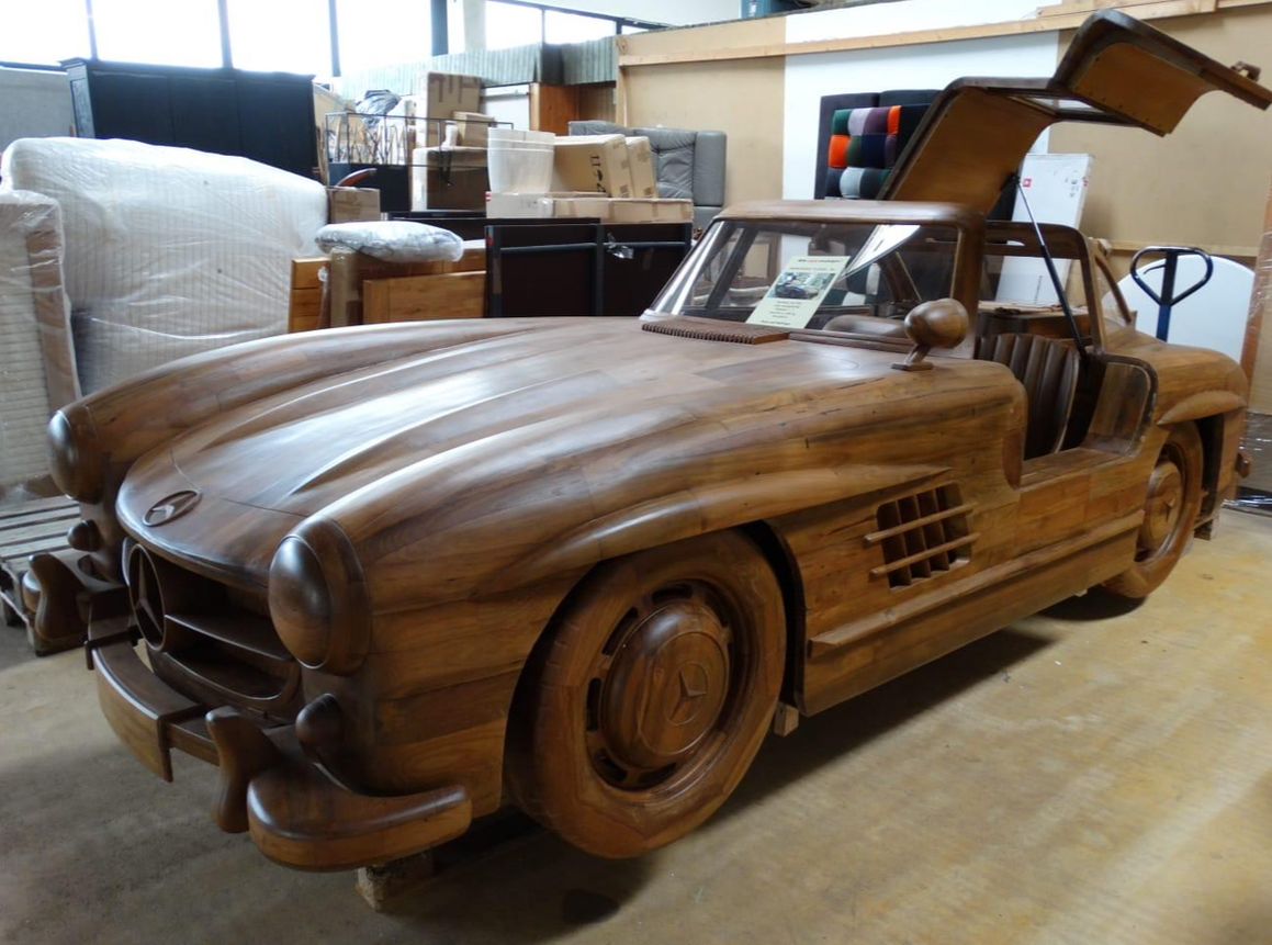 Mercedes SL 300 – Flügeltürer – Teakholz