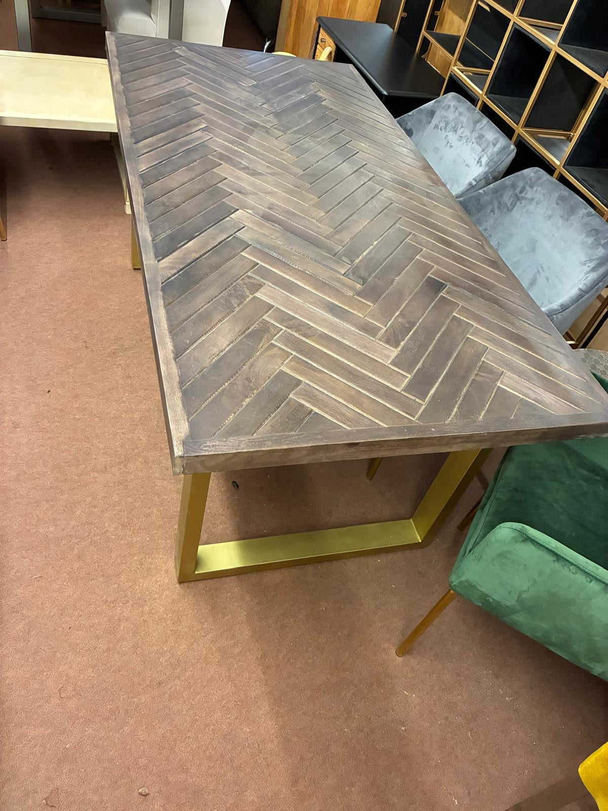 Einzelstück, Esstisch, Massiv,Fischgräten