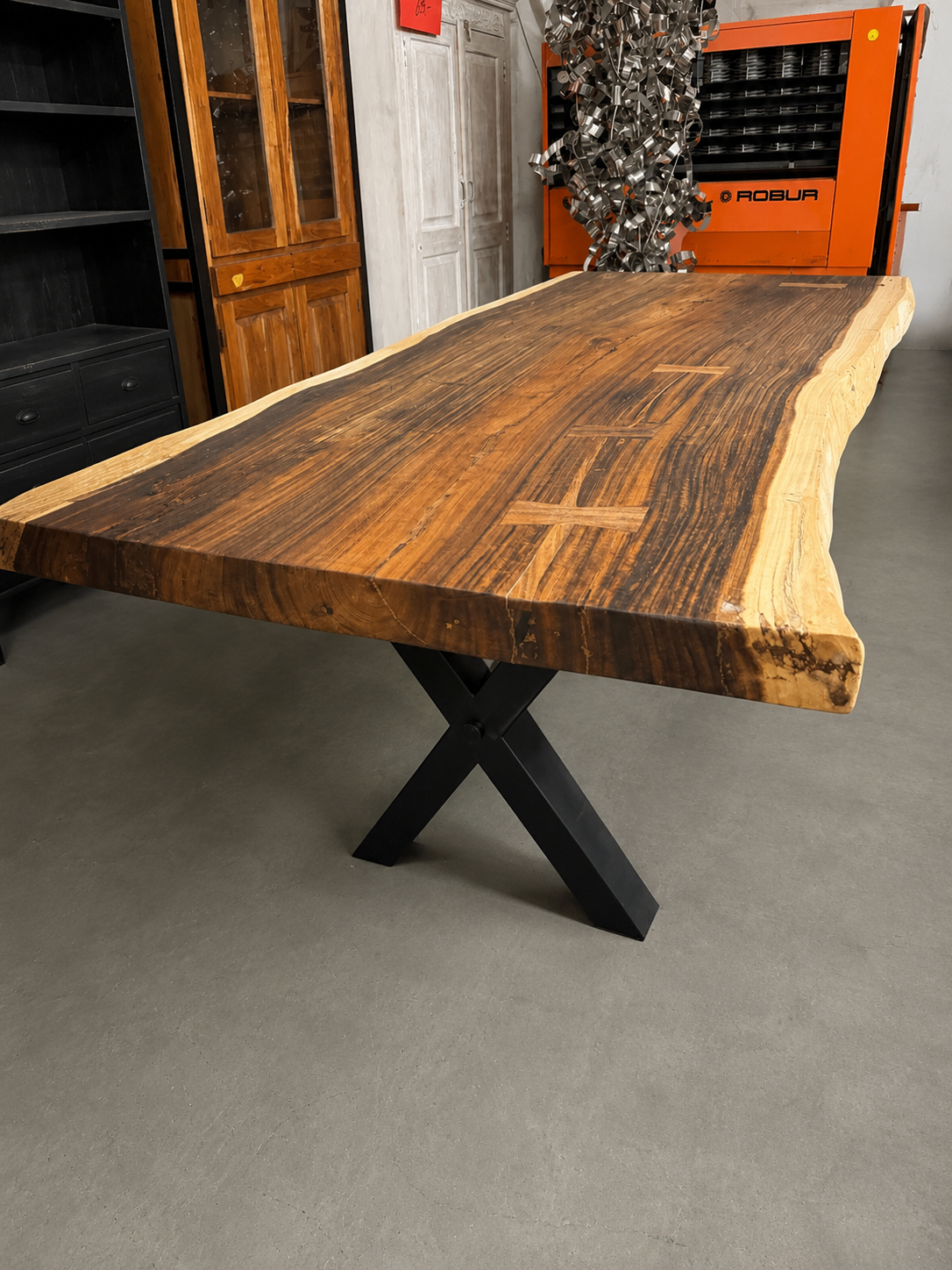 Esstisch Suarholz Einzelstück 220 cm