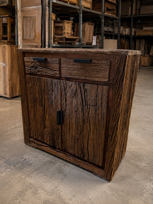 Wunderschöne Kommode – recyceltes Altholz