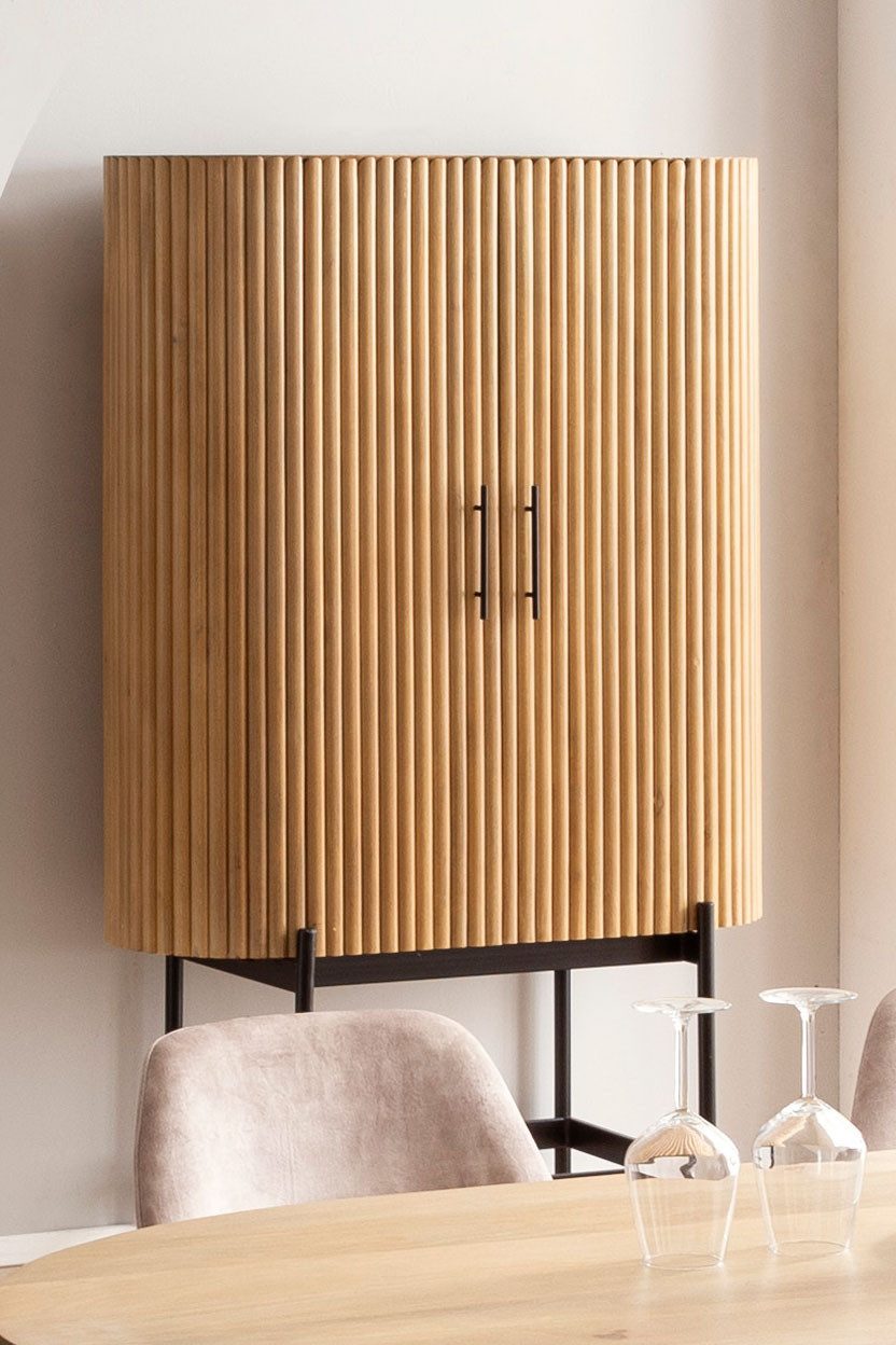 Sit Möbel Schrank aus massivem Mangoholz – moderner Lamellen-Look