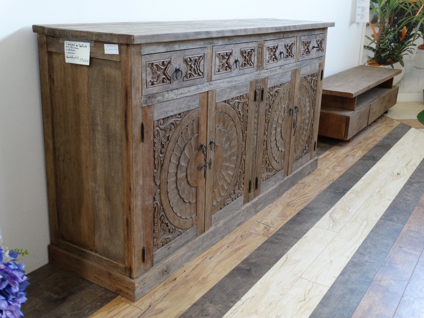 Sideboard aus Teakholz 200cm breit