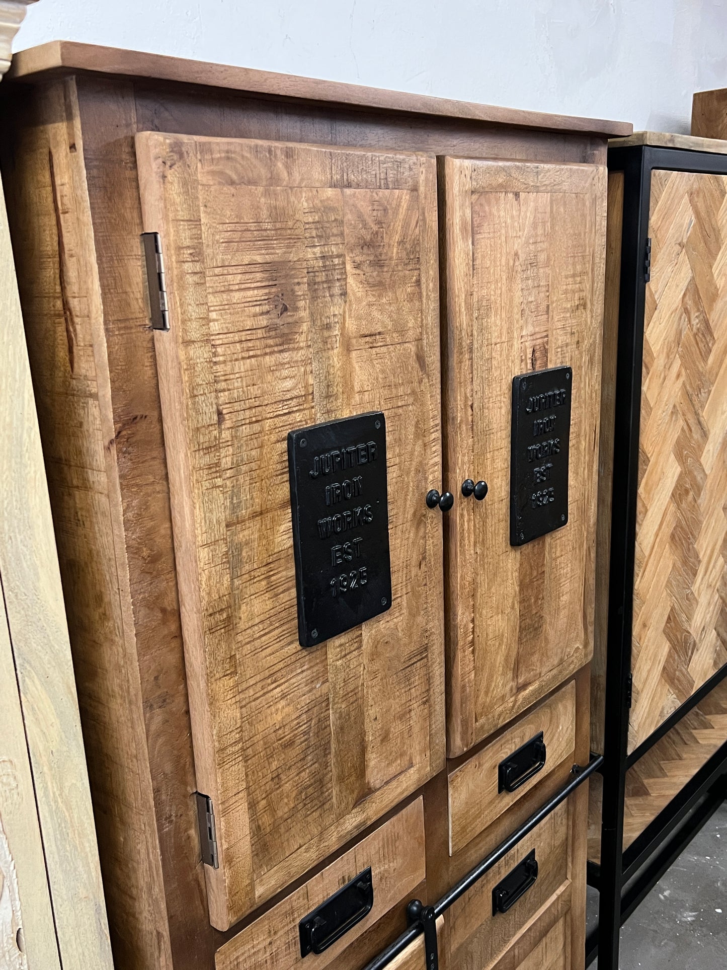 SIT Möbel Schrank Loft Stil