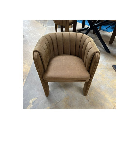 Luxiriöser Sessel - SEHR PFLEGELEICHT!!! NUR WENIGE VORHANDEN!!