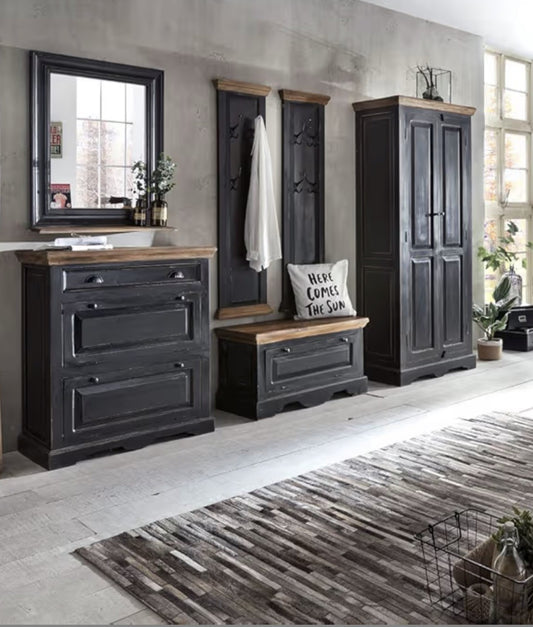 Schrank CORSICA – Mango Massivholz im außergewöhnlichen Design