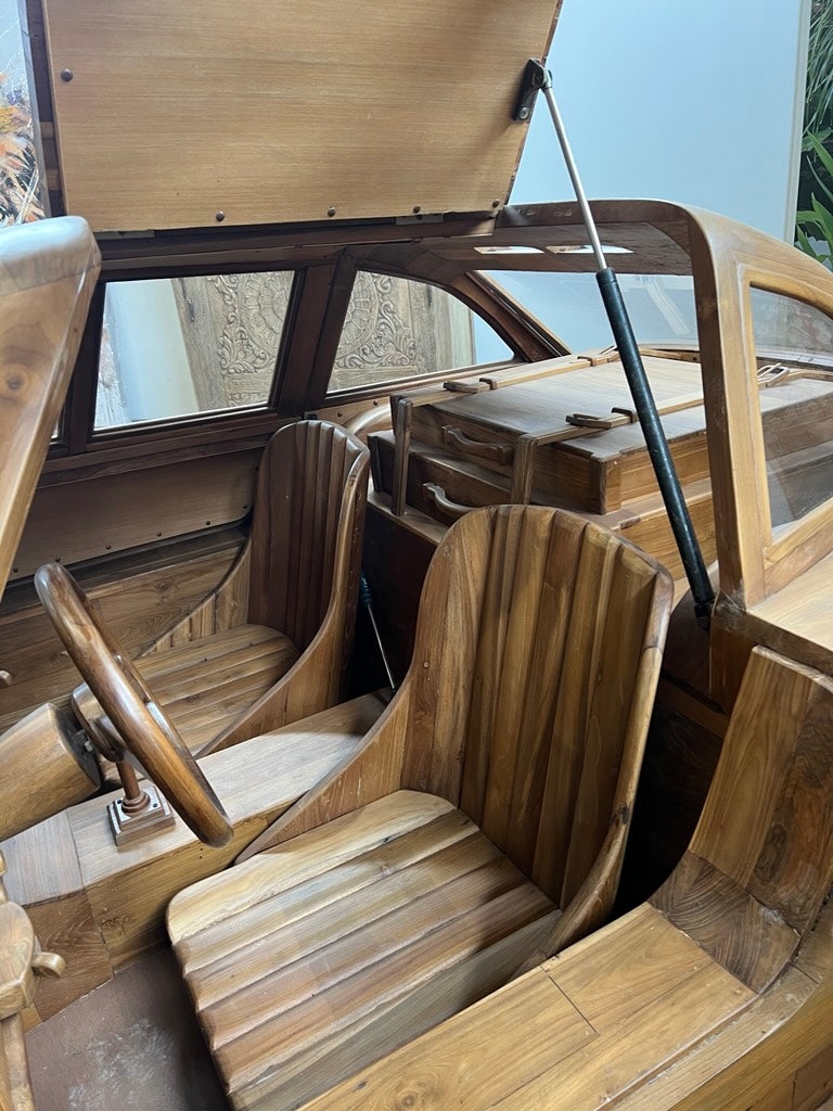 Mercedes SL 300 – Flügeltürer – Teakholz