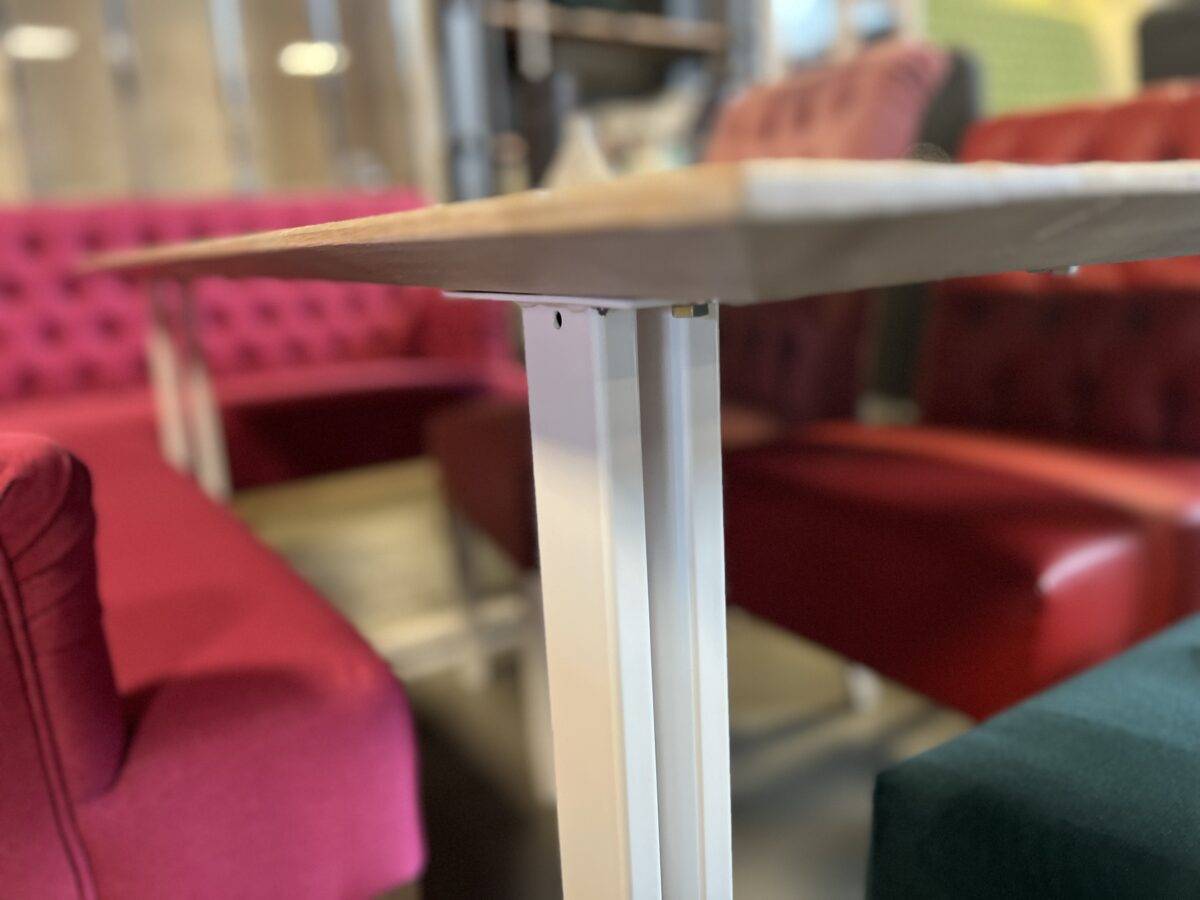 Einzelstück – Tischler Arbeit – White Wash