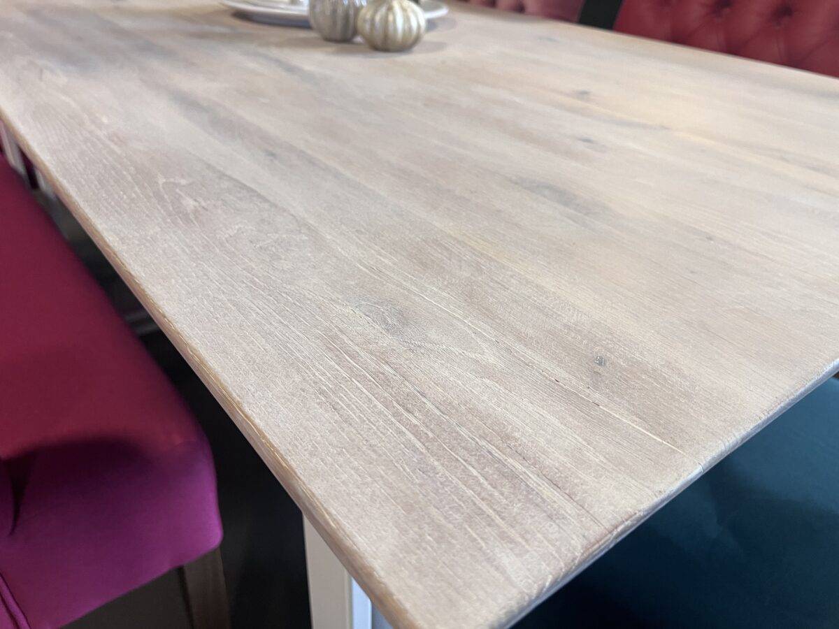 Einzelstück – Tischler Arbeit – White Wash