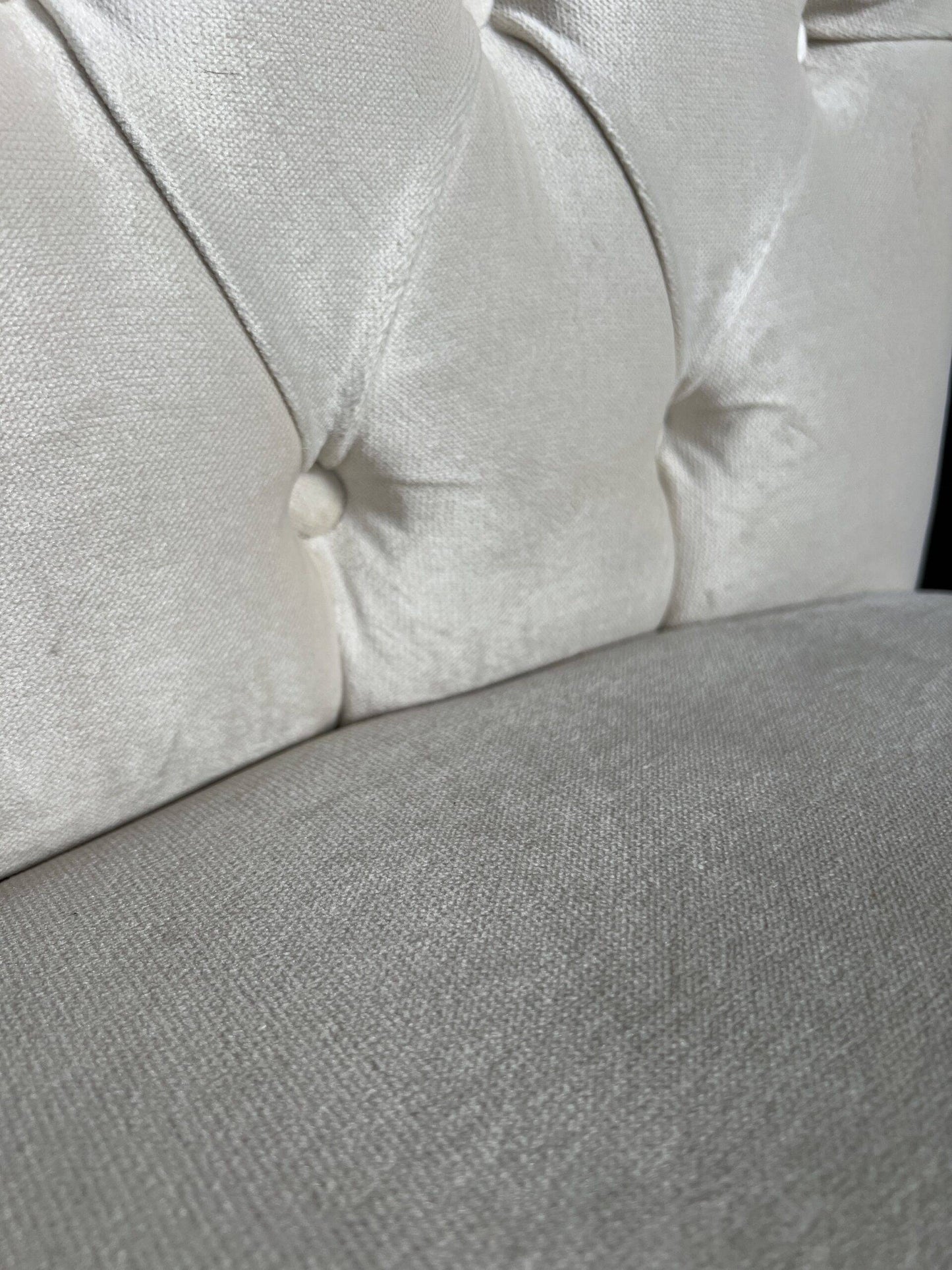 Sessel Siskiu mit Armlehnen SOFORT ABHOL / LIEFERBAR!!! Farbe: Juke Cream 02