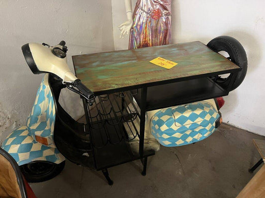 Vespa Theke