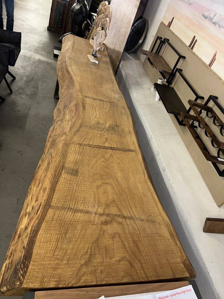 Esstisch Eiche Massiv, Tischplatte aus einem Stück 350 cm lang!!!!