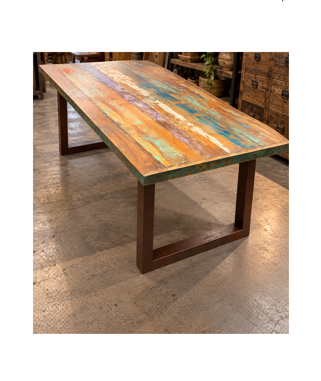 Esstisch aus buntem Altholz – 200 × 100 cm