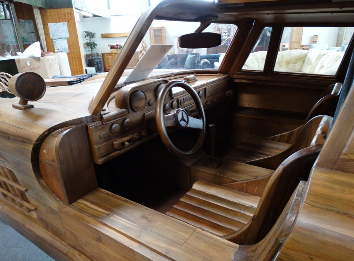 Mercedes SL 300 – Flügeltürer – Teakholz