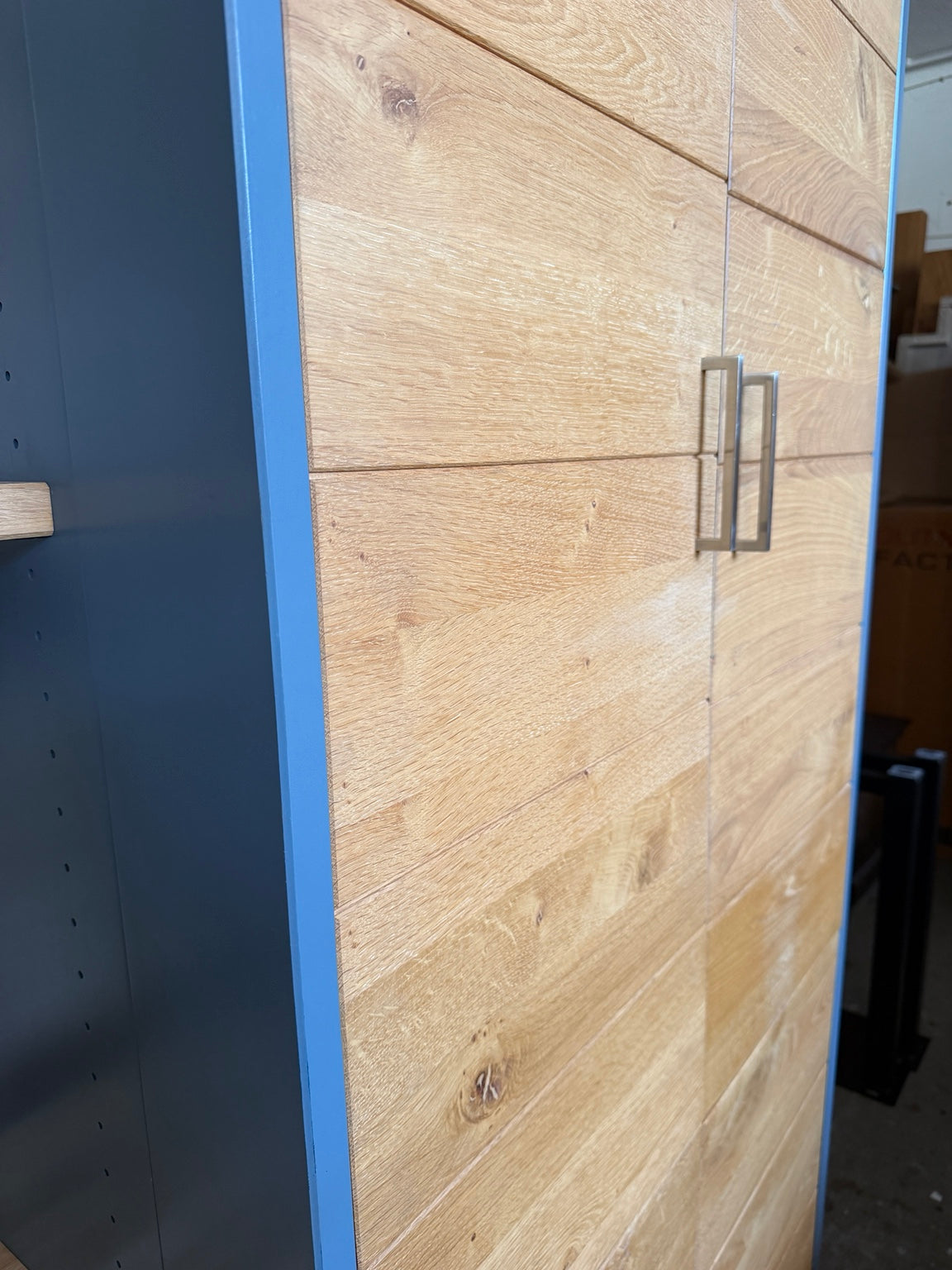 Hochwertiges Jugendzimmer / Schrank  – Eiche MASSIV