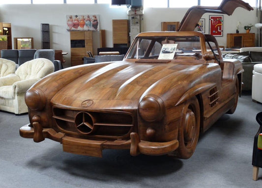 Mercedes SL 300 – Flügeltürer – Teakholz